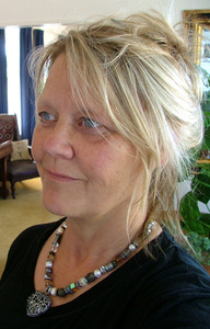 LYNDA LEE WEB DESIGNER NEW ZEALAND & UK
